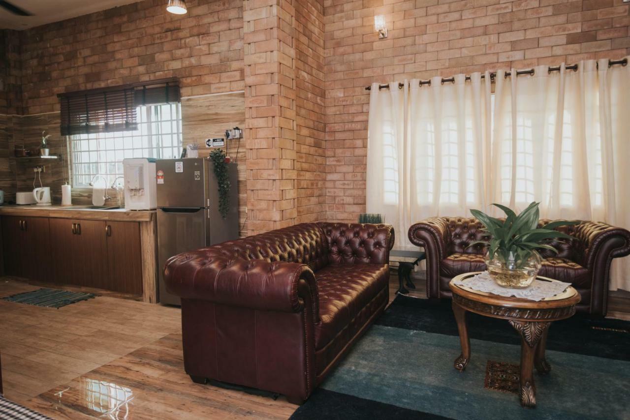 Ombak Deru Lodge Marang Extérieur photo